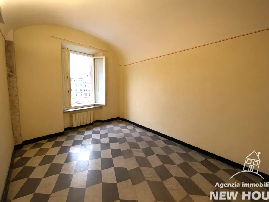 Immagine 33 di Appartamento in vendita  a Pisa