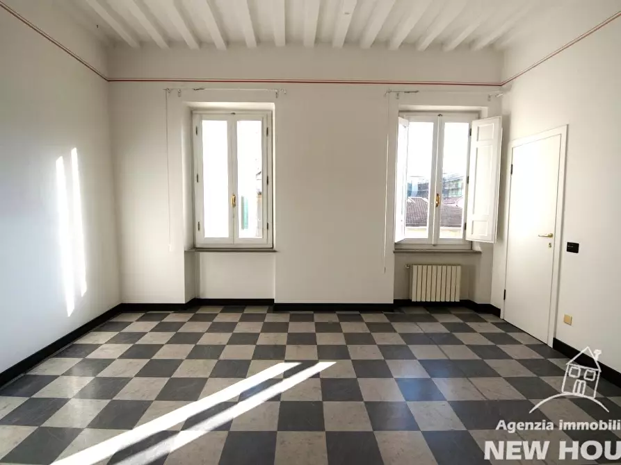 Immagine 1 di Appartamento in vendita  a Pisa