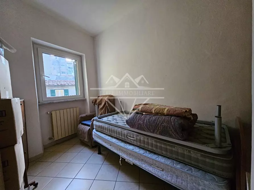 Immagine 11 di Appartamento in vendita  a Carrara