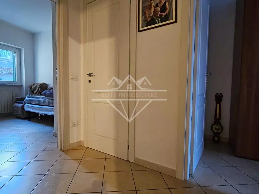 Immagine 8 di Appartamento in vendita  a Carrara