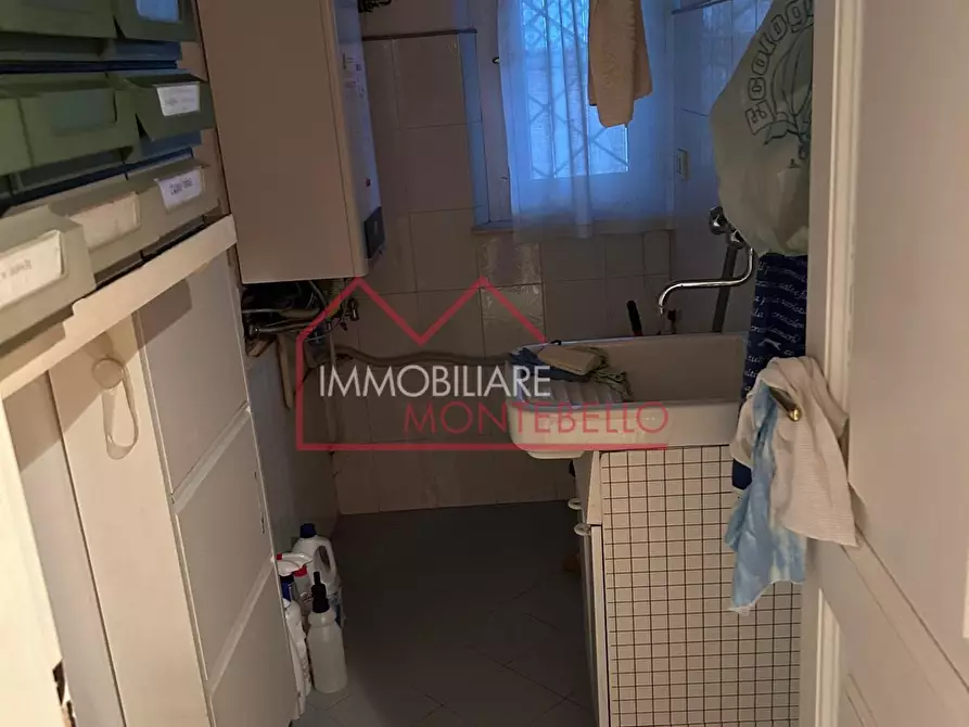 Immagine 7 di Casa bifamiliare in vendita  a Camaiore