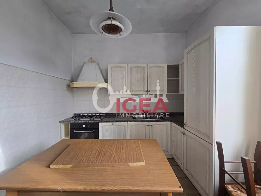 Immagine 3 di Porzione di casa in vendita  a Monticiano