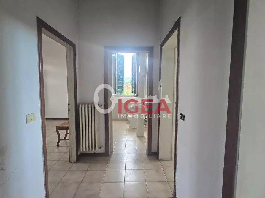 Immagine 20 di Porzione di casa in vendita  a Monticiano