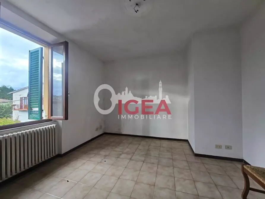 Immagine 8 di Porzione di casa in vendita  a Monticiano