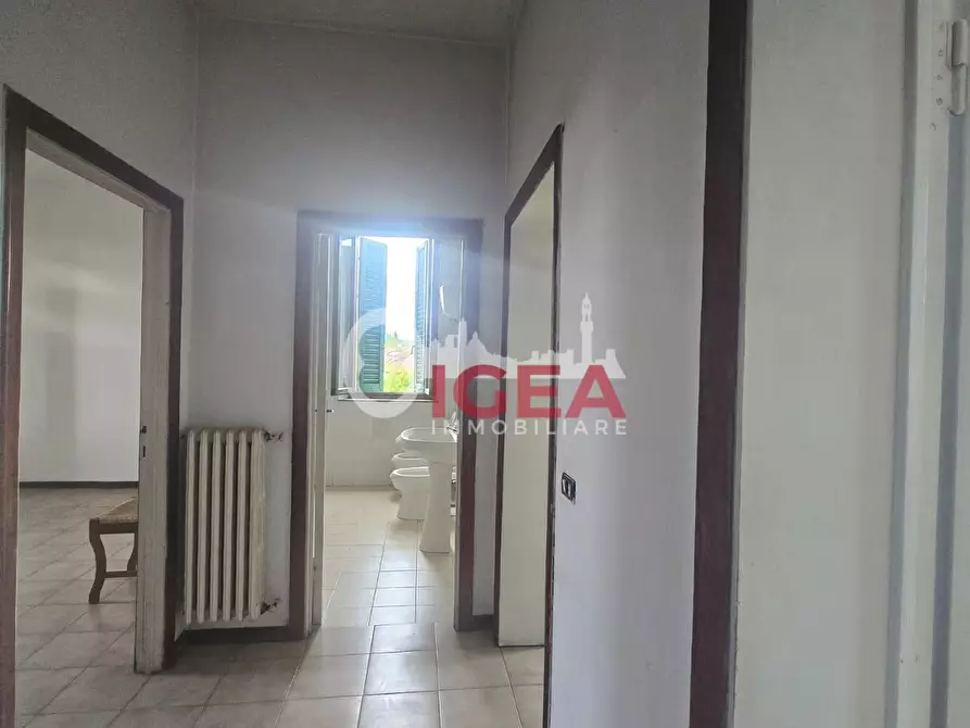 Immagine 17 di Porzione di casa in vendita  a Monticiano