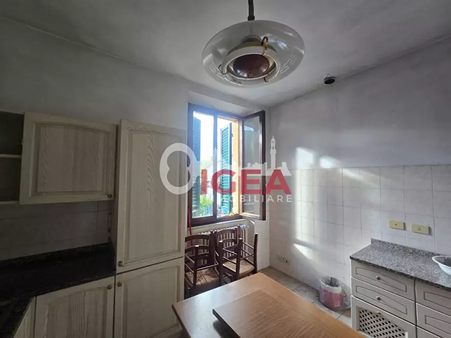 Immagine 4 di Porzione di casa in vendita  a Monticiano