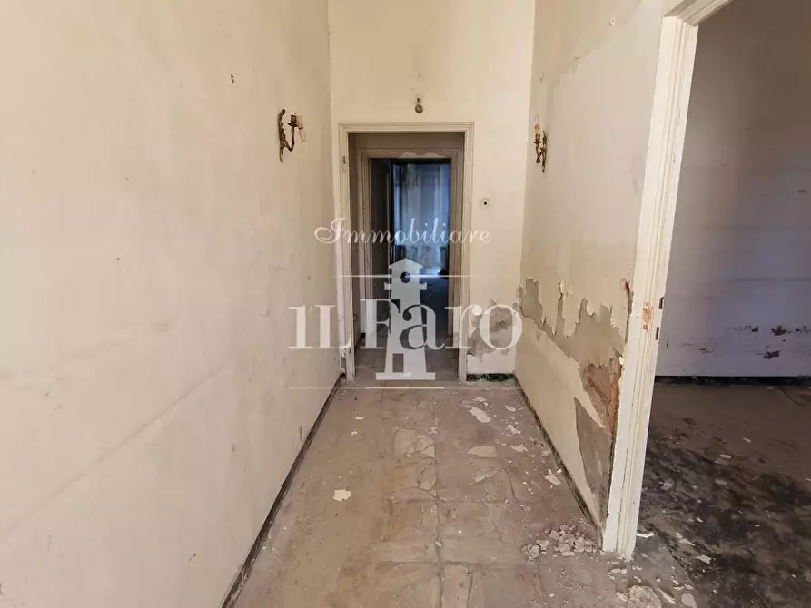 Immagine 10 di Terratetto in vendita  a Campi Bisenzio