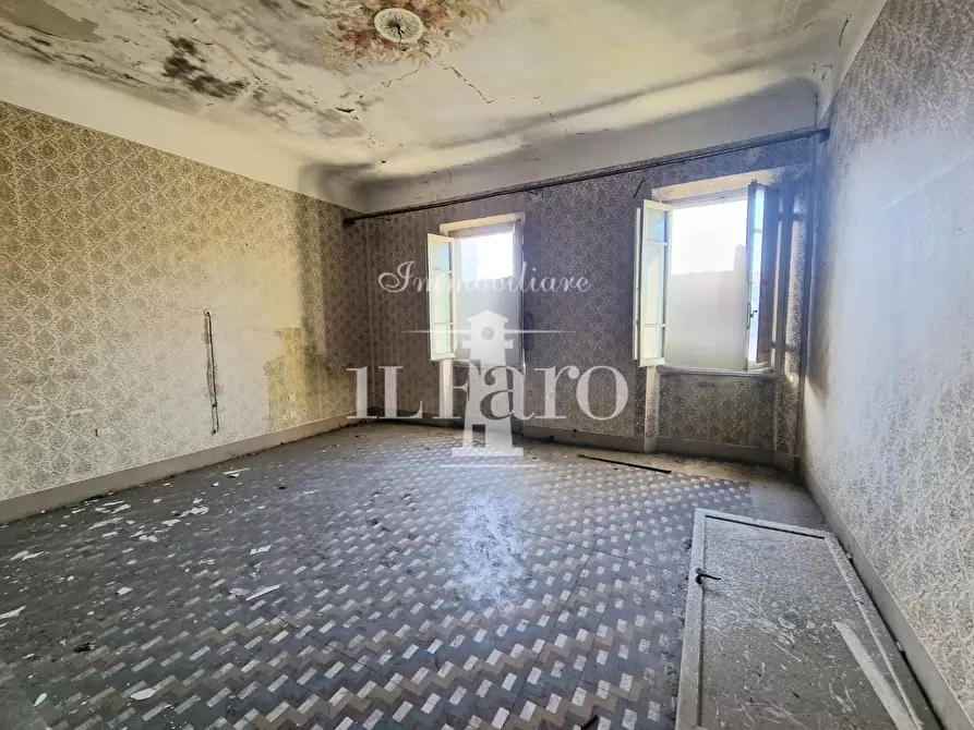 Immagine 11 di Terratetto in vendita  a Campi Bisenzio