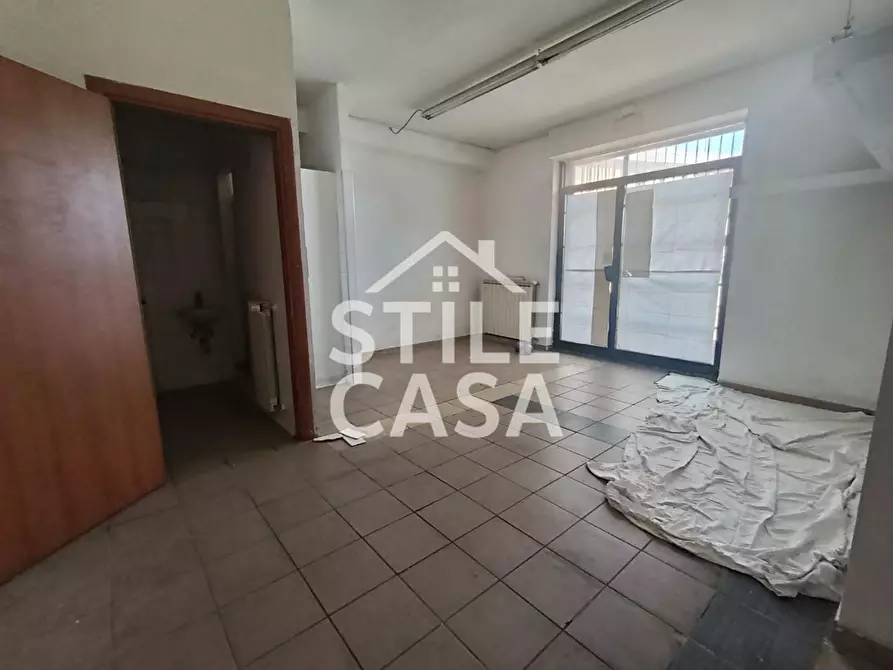 Immagine 6 di Locale commerciale in affitto  a Altopascio