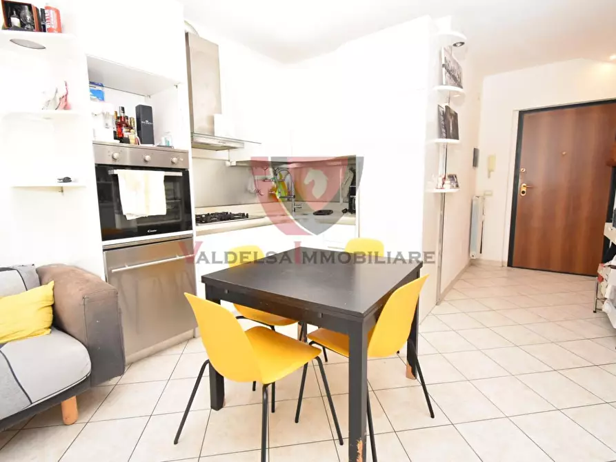 Immagine 3 di Appartamento in vendita  a Colle Di Val D'elsa