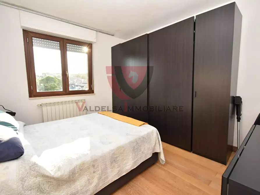 Immagine 19 di Appartamento in vendita  a Colle Di Val D'elsa