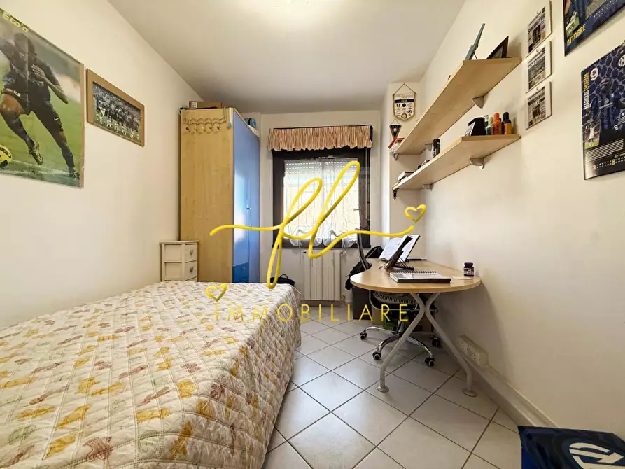 Immagine 12 di Appartamento in vendita  a Cecina