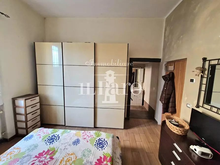 Immagine 13 di Appartamento in vendita  a Campi Bisenzio