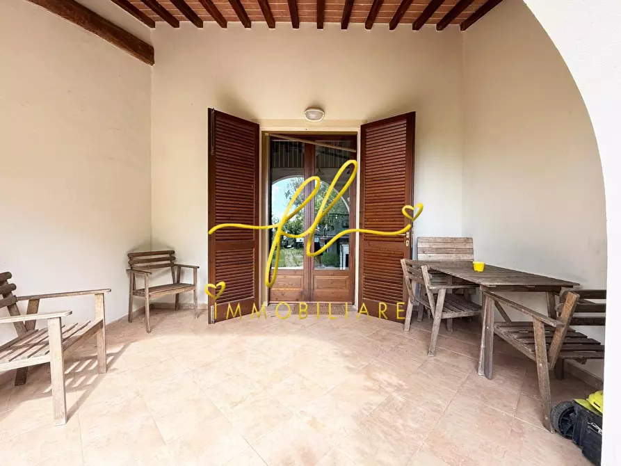 Immagine 2 di Appartamento in vendita  a Riparbella