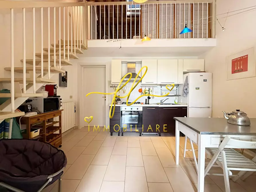 Immagine 9 di Appartamento in vendita  a Riparbella