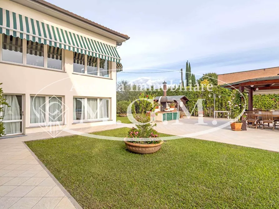 Immagine 24 di Villa in vendita  a Pisa