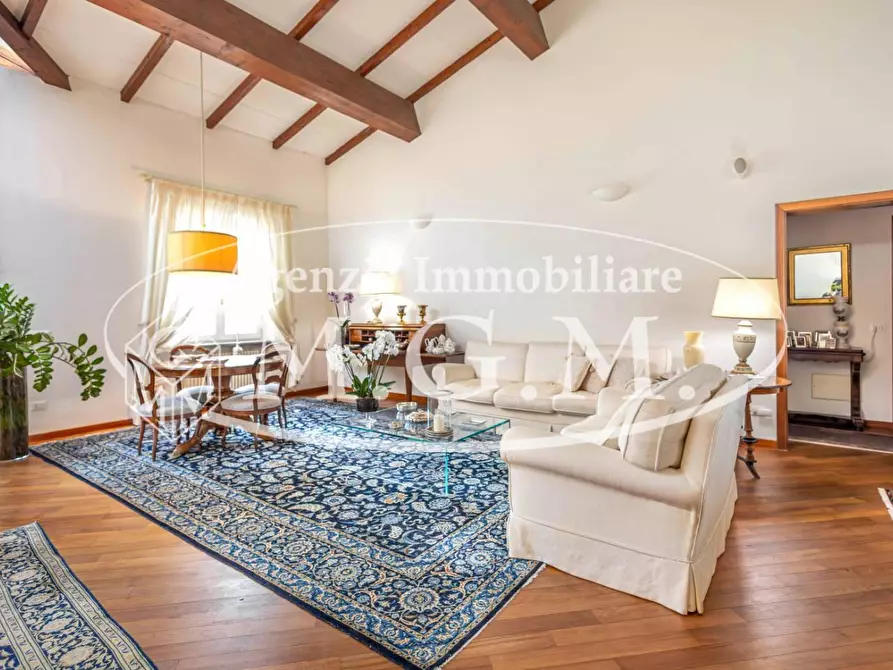 Immagine 9 di Villa in vendita  a Pisa