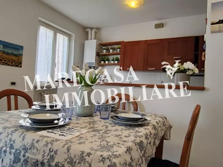 Immagine 9 di Casa bifamiliare in vendita  a Ameglia