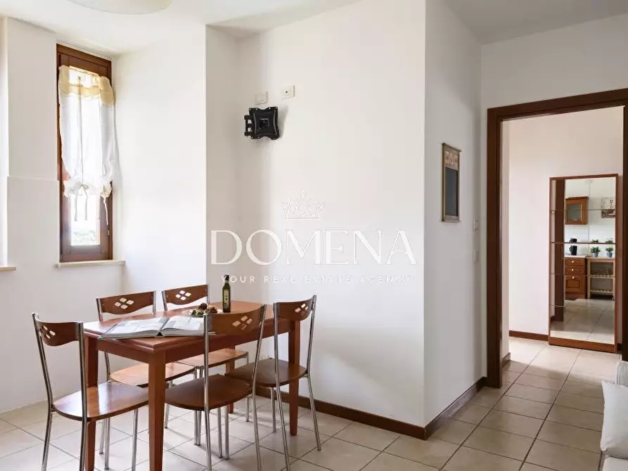 Immagine 11 di Appartamento in vendita  a Siena