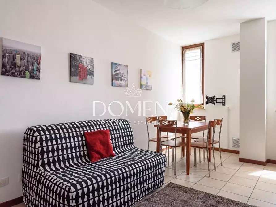 Immagine 9 di Appartamento in vendita  a Siena