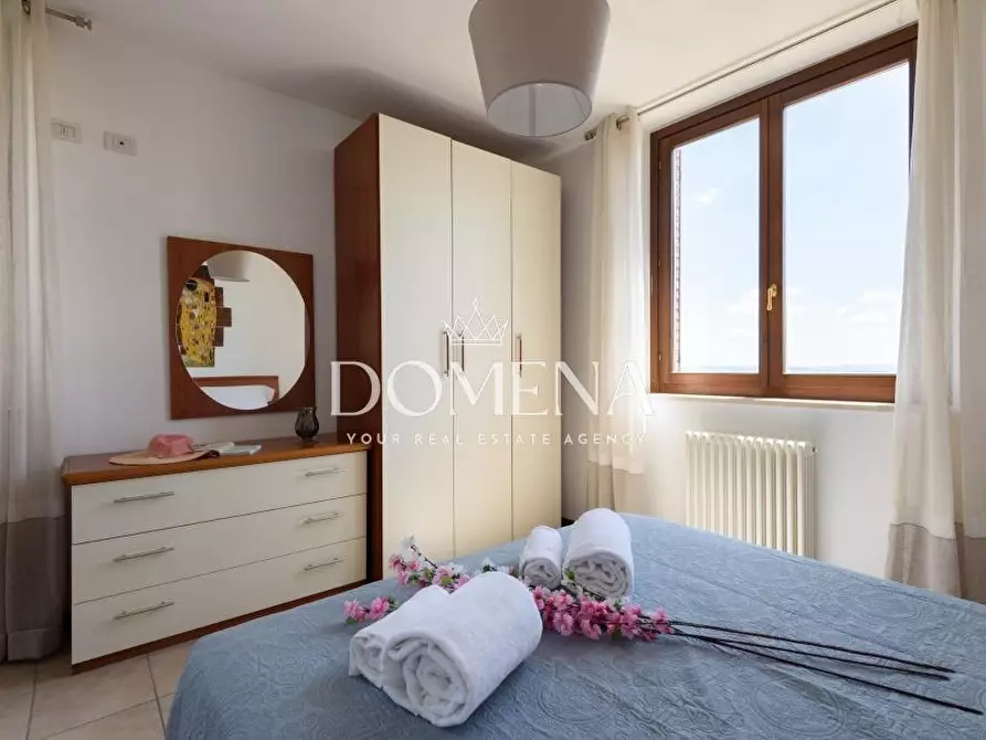 Immagine 13 di Appartamento in vendita  a Siena