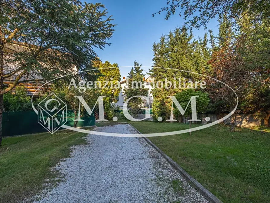 Immagine 11 di Appartamento in vendita  a Calcinaia