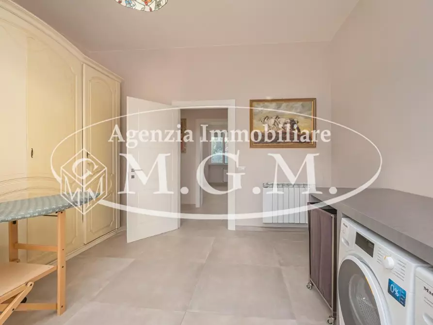 Immagine 40 di Appartamento in vendita  a Calcinaia