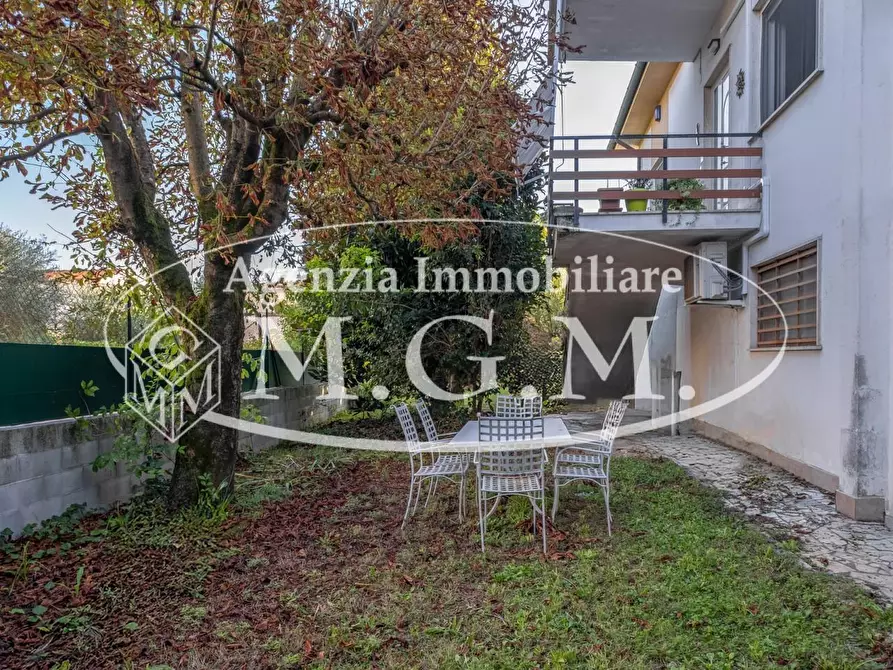 Immagine 51 di Appartamento in vendita  a Calcinaia