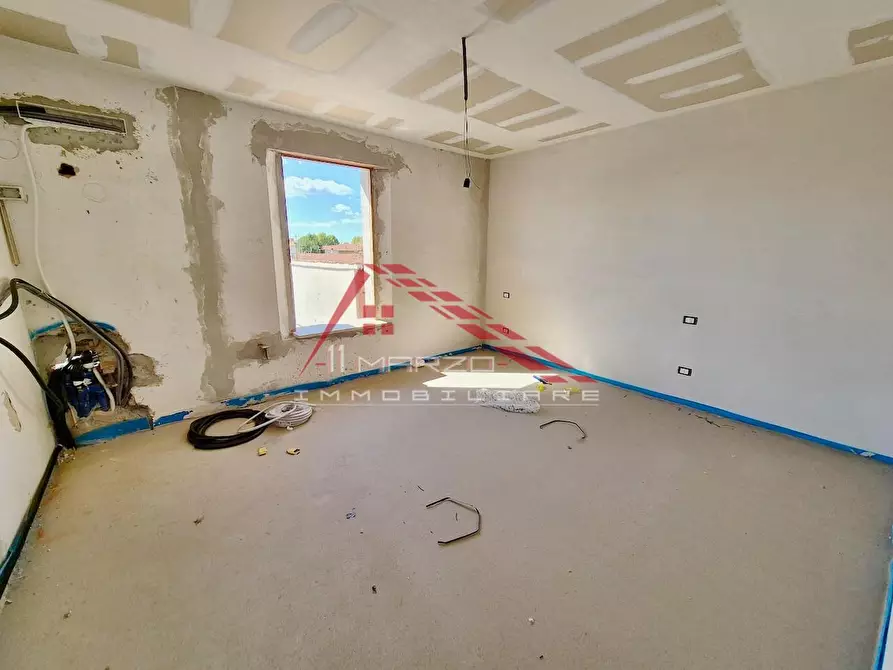 Immagine 25 di Appartamento in vendita  a Pisa