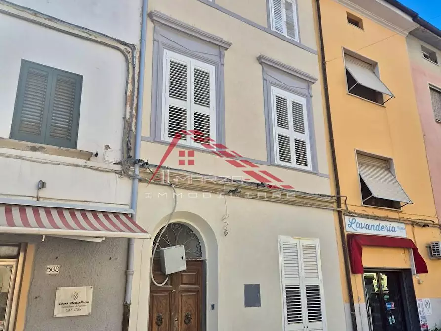 Immagine 9 di Appartamento in vendita  a Pisa