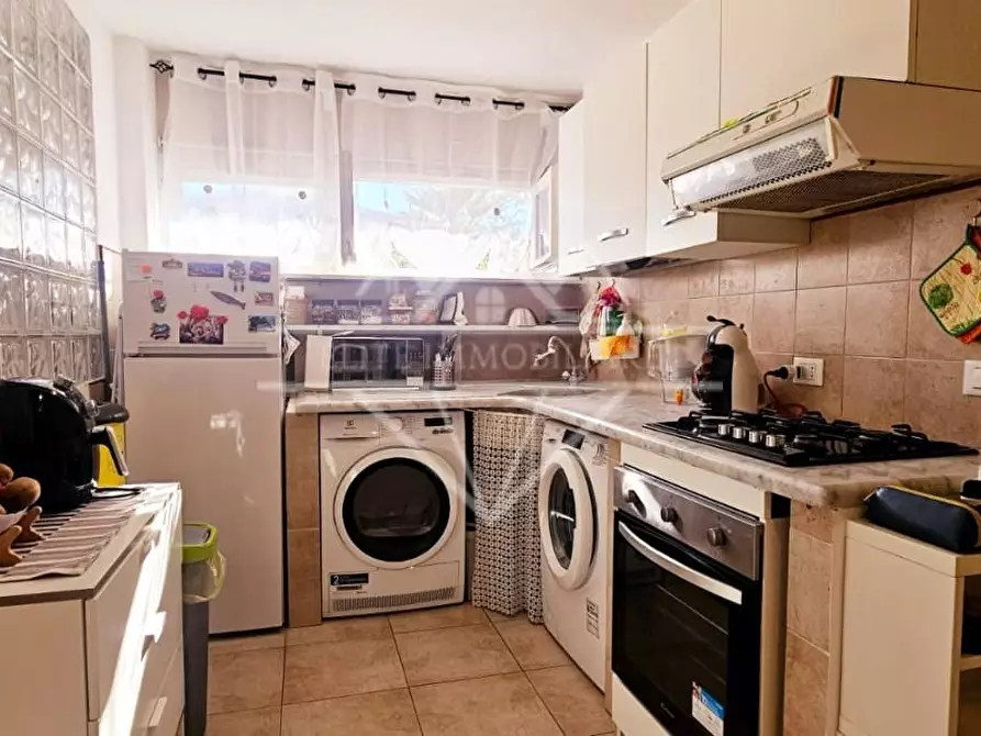 Immagine 7 di Appartamento in vendita  a Carrara