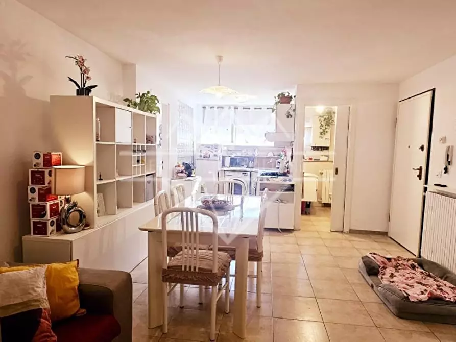 Immagine 4 di Appartamento in vendita  a Carrara