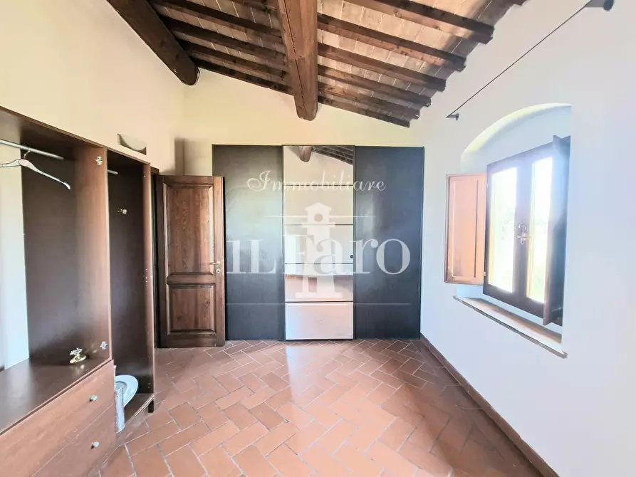 Immagine 10 di Appartamento in vendita  a Campi Bisenzio