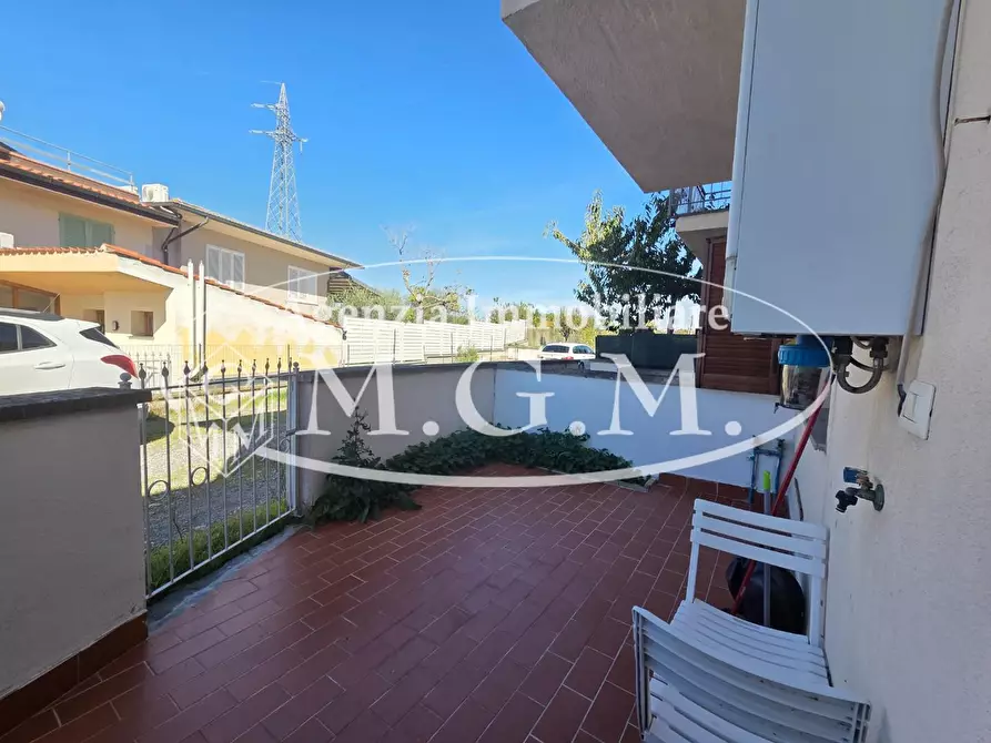 Immagine 11 di Appartamento in vendita  a Santa Maria A Monte