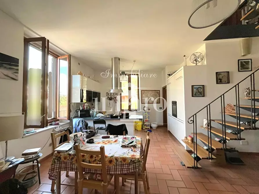 Immagine 2 di Appartamento in vendita  a Signa