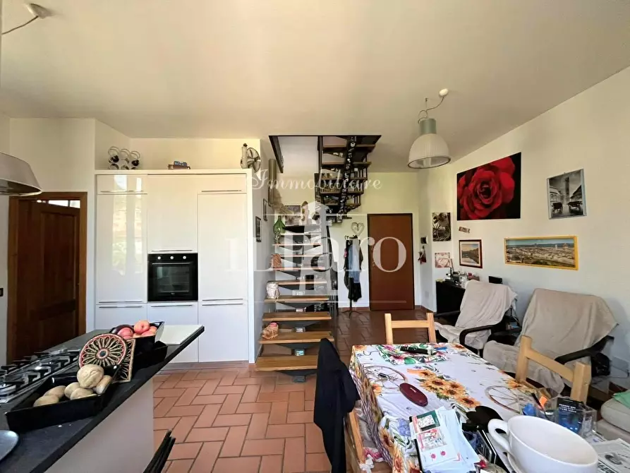 Immagine 3 di Appartamento in vendita  a Signa