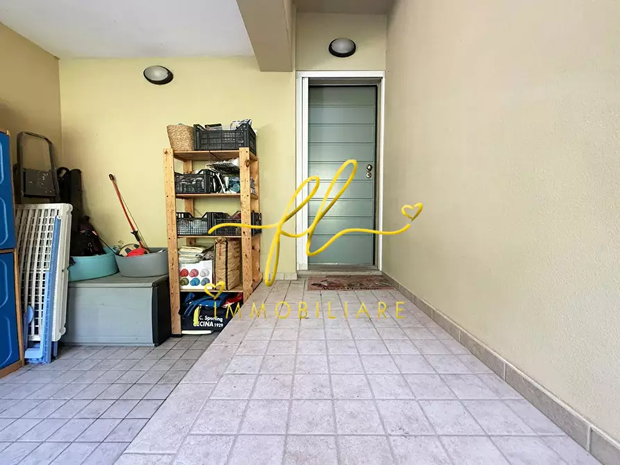 Immagine 31 di Appartamento in vendita  a Montescudaio