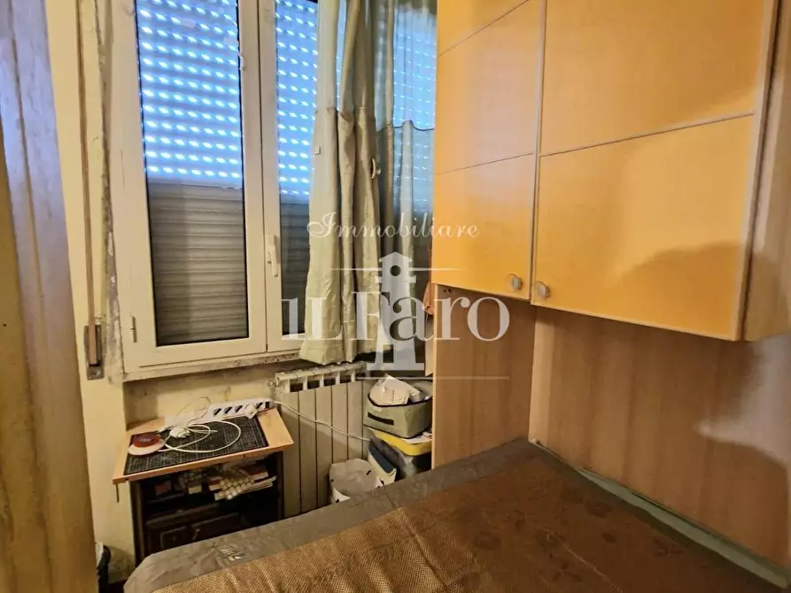 Immagine 18 di Appartamento in vendita  a Campi Bisenzio