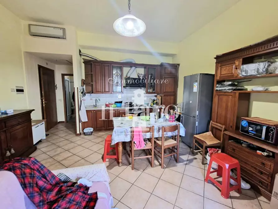 Immagine 3 di Appartamento in vendita  a Campi Bisenzio