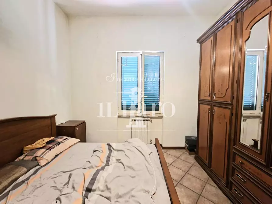 Immagine 12 di Appartamento in vendita  a Campi Bisenzio