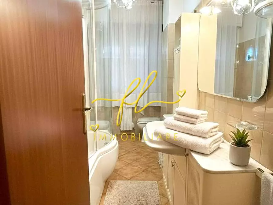 Immagine 5 di Appartamento in vendita  a Suvereto