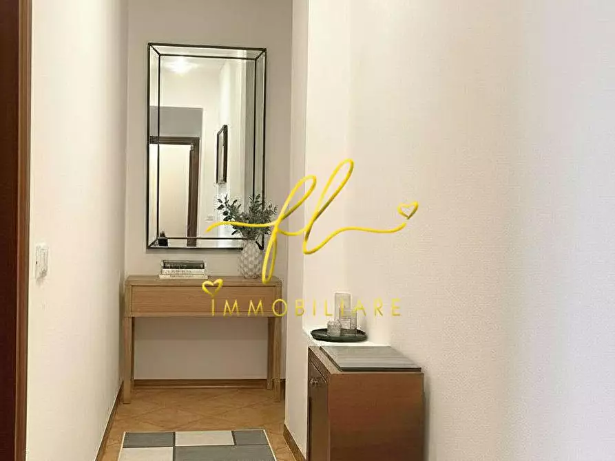 Immagine 10 di Appartamento in vendita  a Suvereto