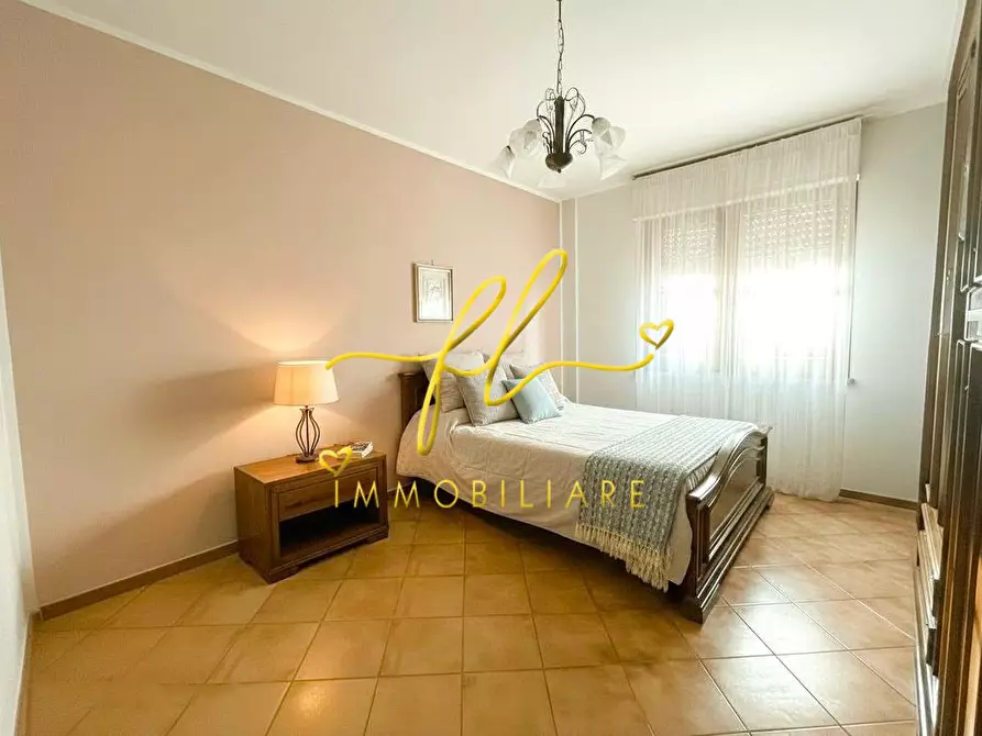 Immagine 11 di Appartamento in vendita  a Suvereto