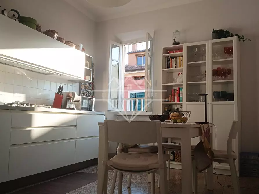 Immagine 11 di Appartamento in vendita  a Carrara