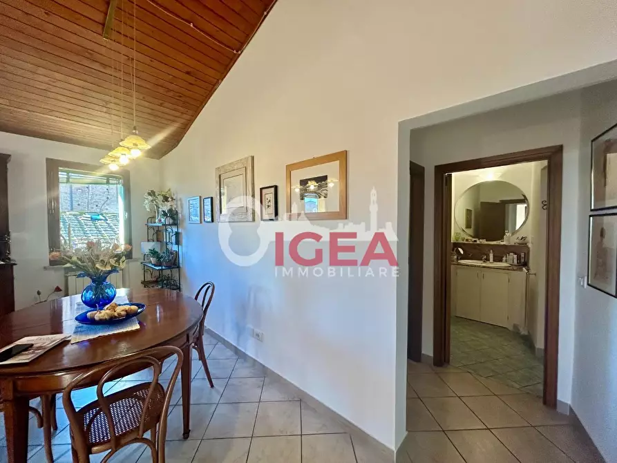 Immagine 23 di Appartamento in vendita  a Siena