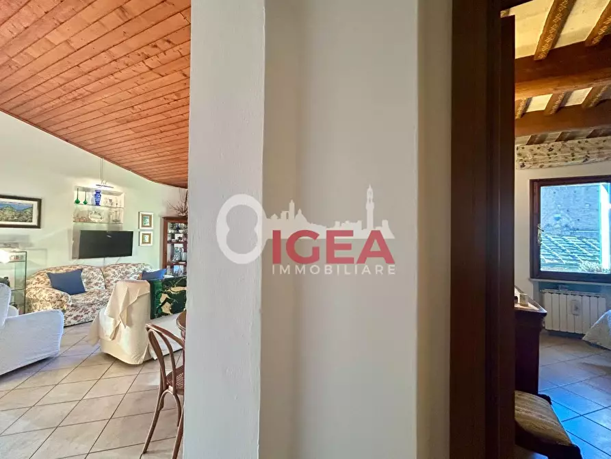 Immagine 22 di Appartamento in vendita  a Siena
