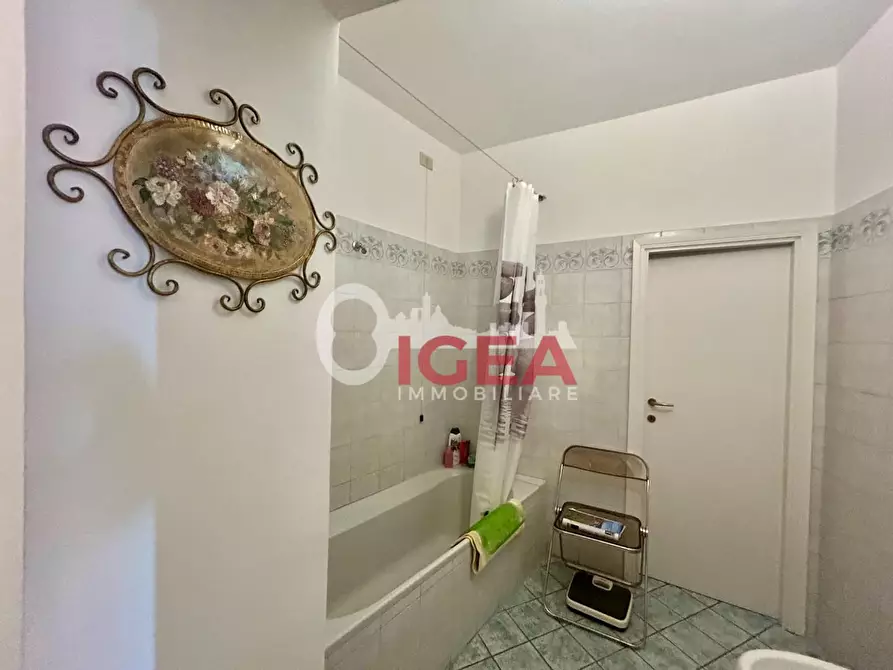 Immagine 18 di Appartamento in vendita  a Siena