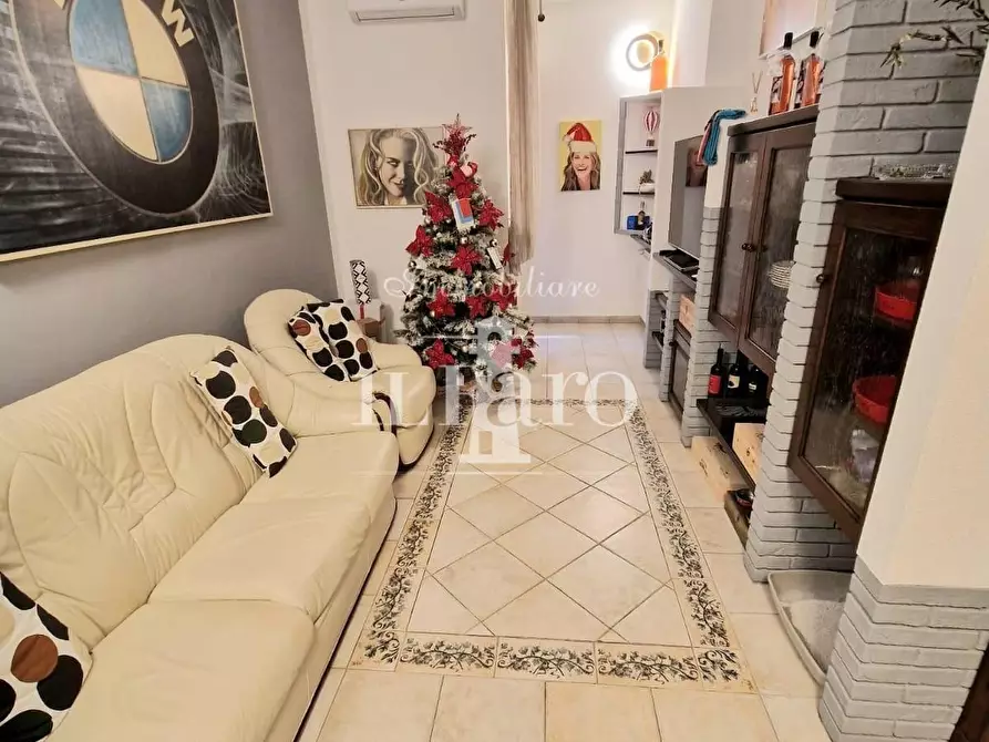 Immagine 14 di Appartamento in vendita  a Campi Bisenzio