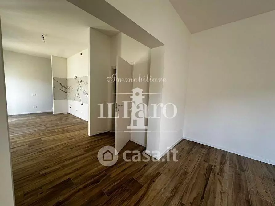 Immagine 4 di Terratetto in vendita  a Campi Bisenzio