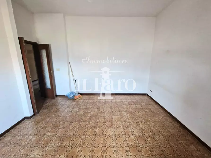 Immagine 9 di Appartamento in vendita  a Signa